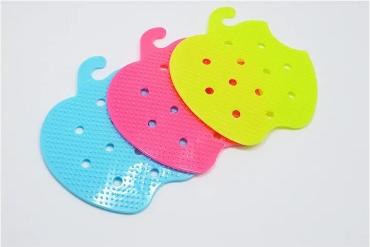Multifunctional Brush for Fruit and Vegetable